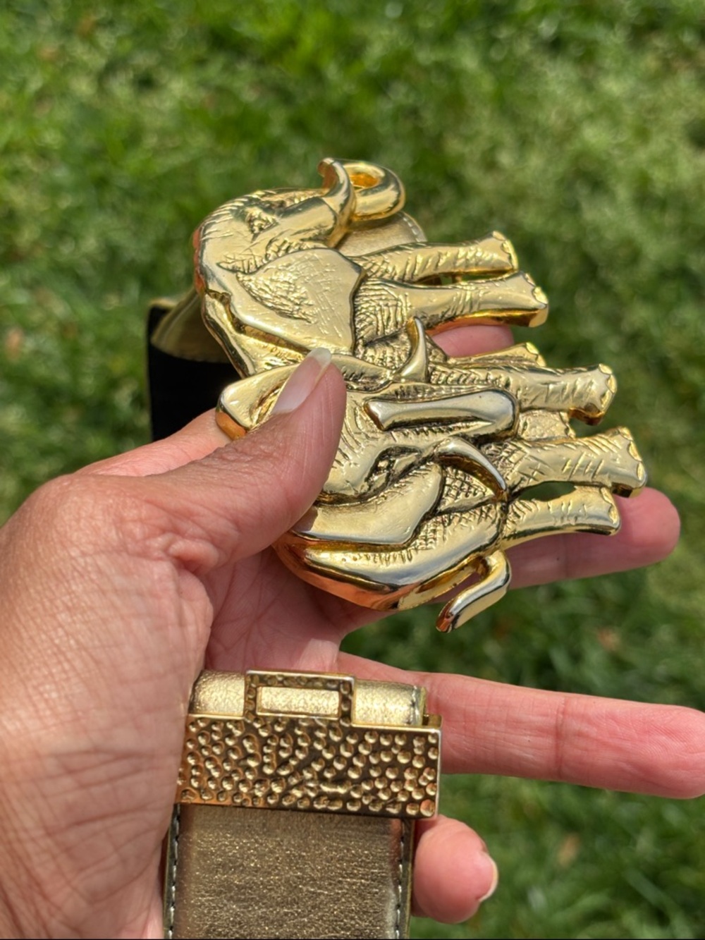 Vintage Gold Elephant Buckle Belt - Picture 13 of 13